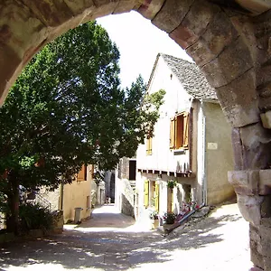 https://chambre-dhotes-de-la-bastide-de-najac.midi-pyreneeshotels.com